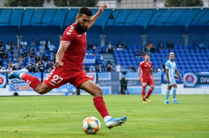 Lost by two goals at Tehelne pole