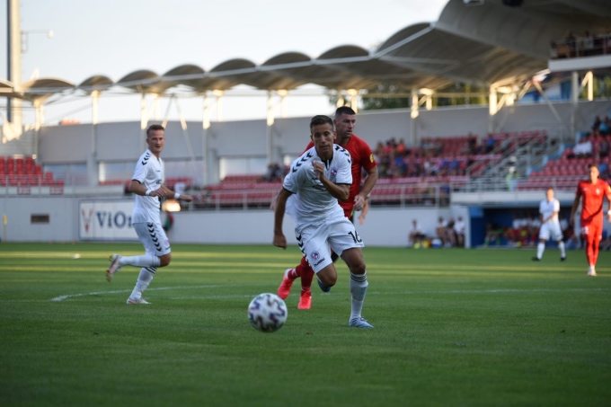 Lost by four goals against Sered