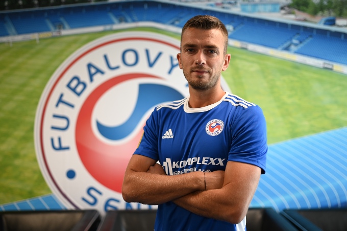 Do toku prichdza Milan Jurdk